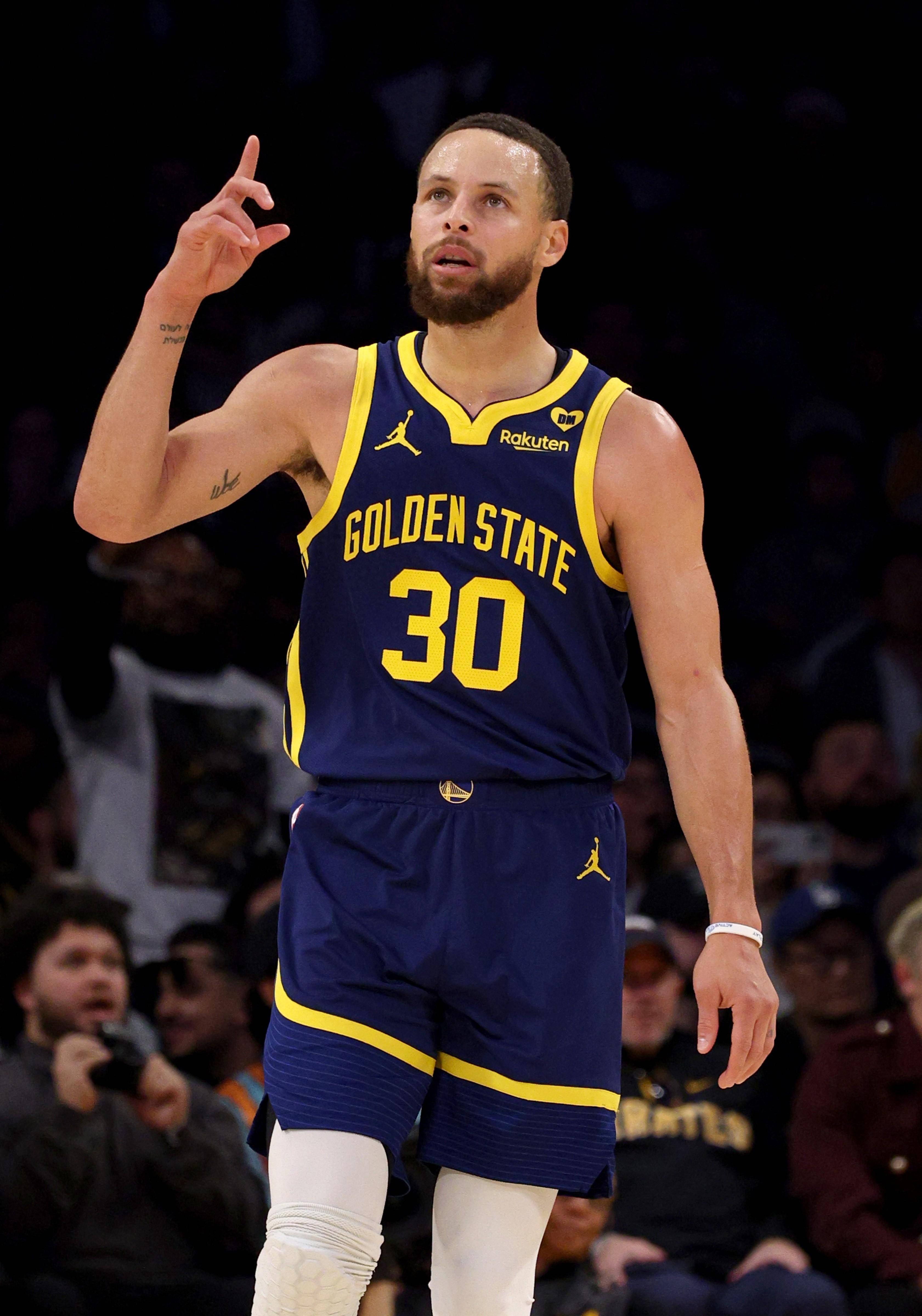 決賽哨聲吹 決賽哨聲吹