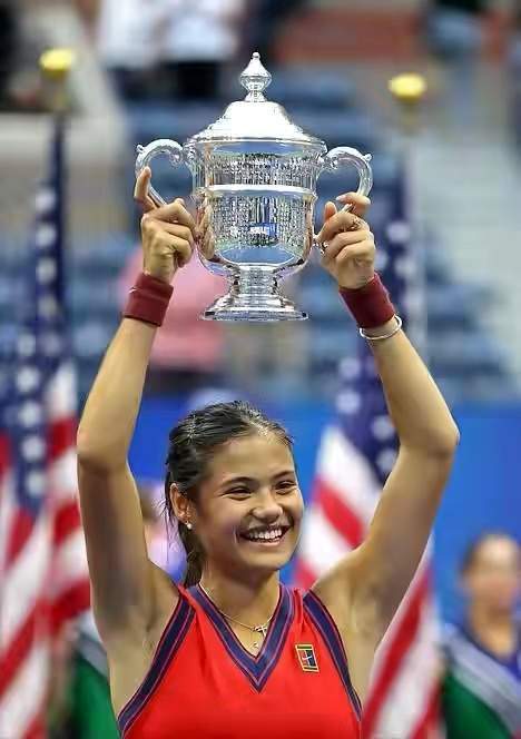 起伏不定 起伏不定